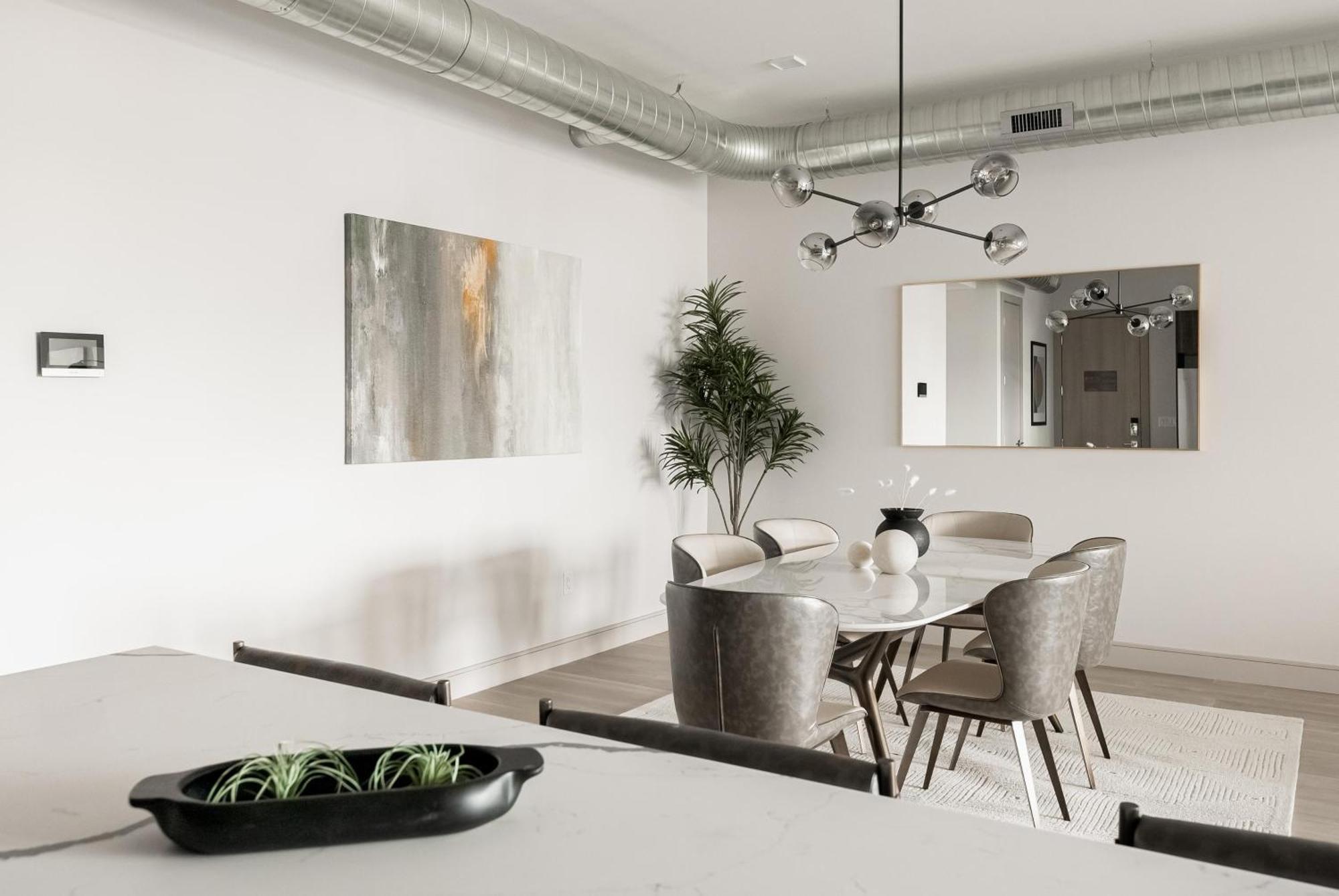 Luxurious Escape - Walk To Empower Field - Tesoro Villa Denver Bagian luar foto